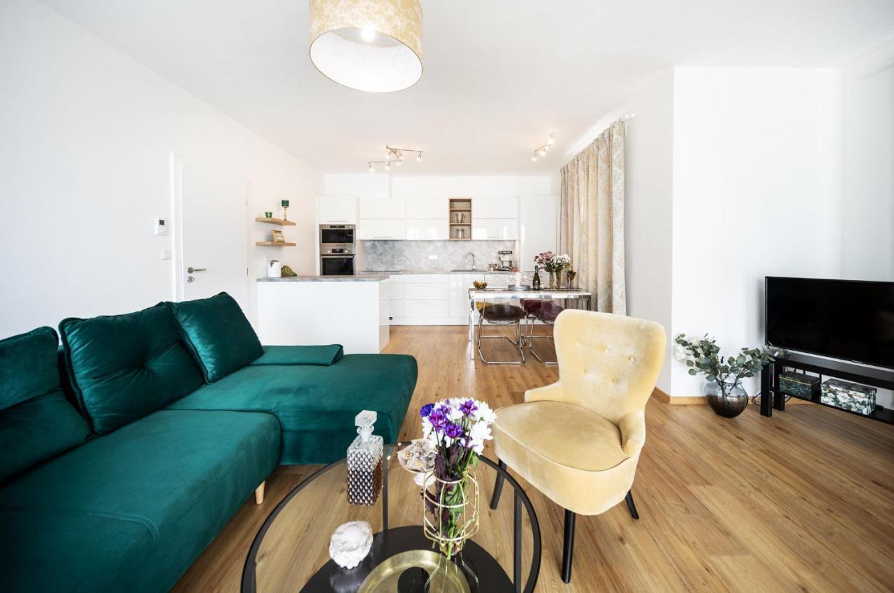 Silvie Apartments - Zlate Terasy Όλομουτς Εξωτερικό φωτογραφία