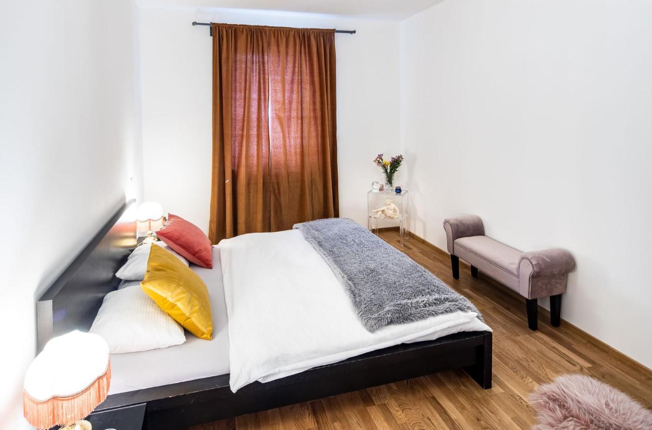 Silvie Apartments - Zlate Terasy Όλομουτς Εξωτερικό φωτογραφία